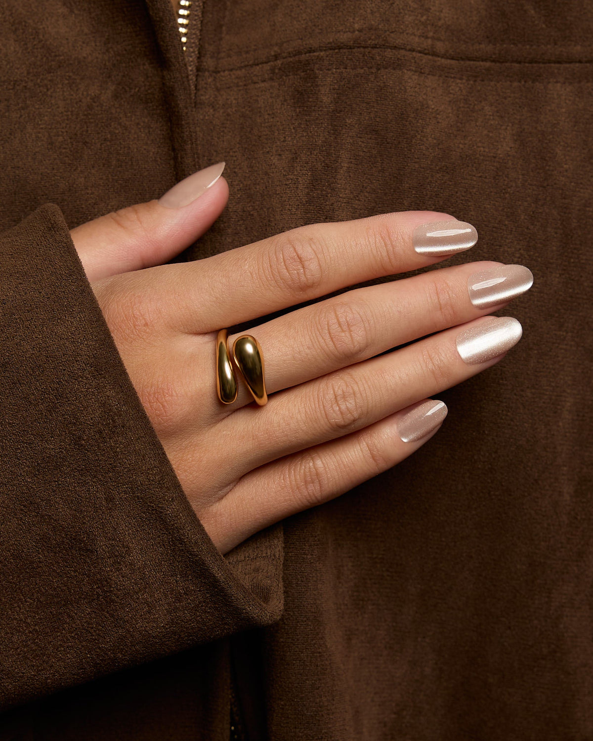 Champagne Cat Eye