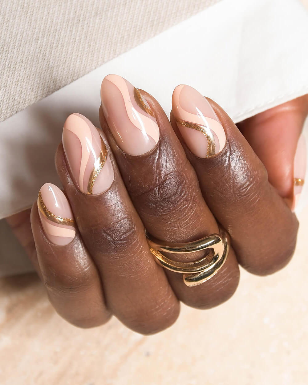 Mocha Golden Swirls