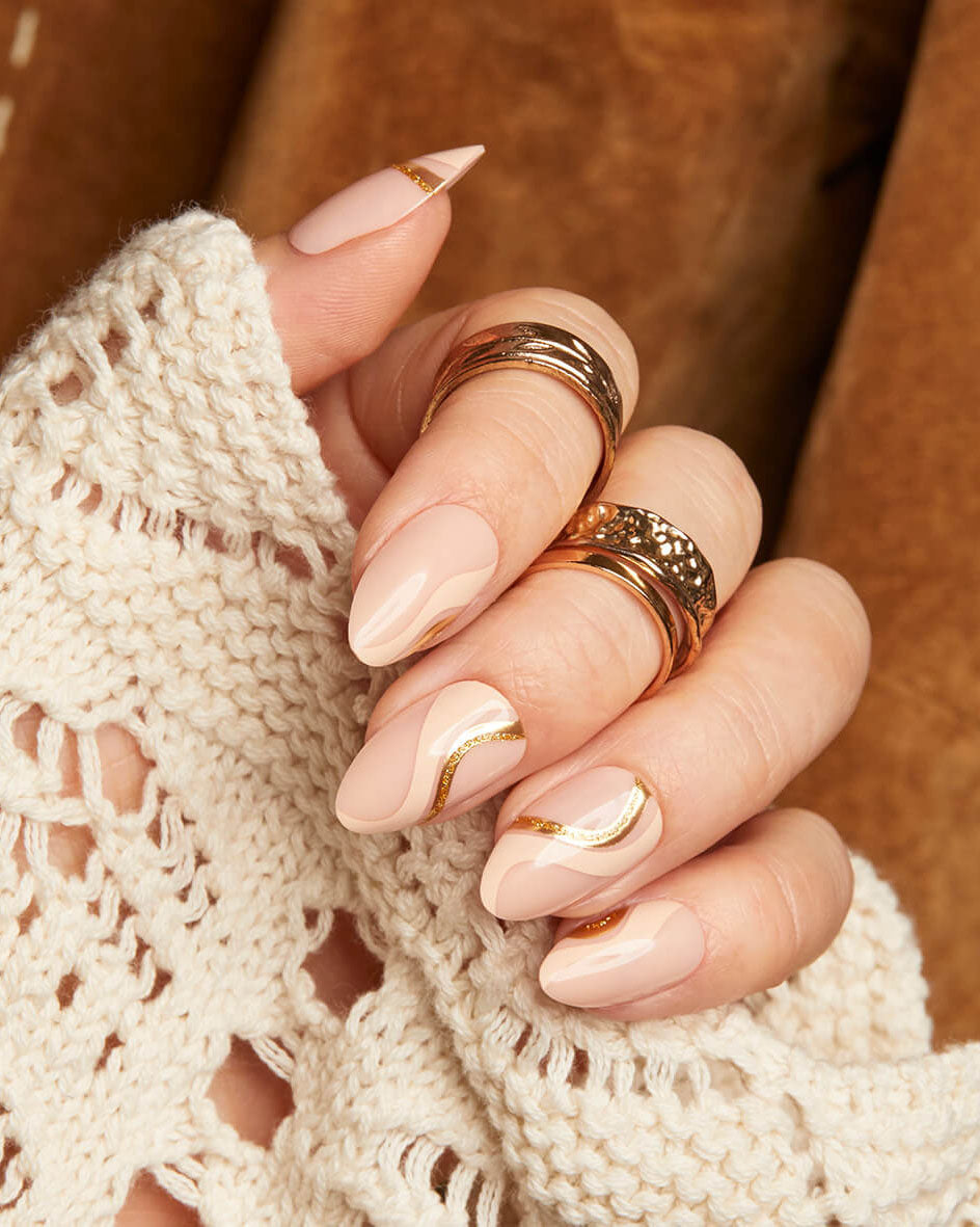 Mocha Golden Swirls
