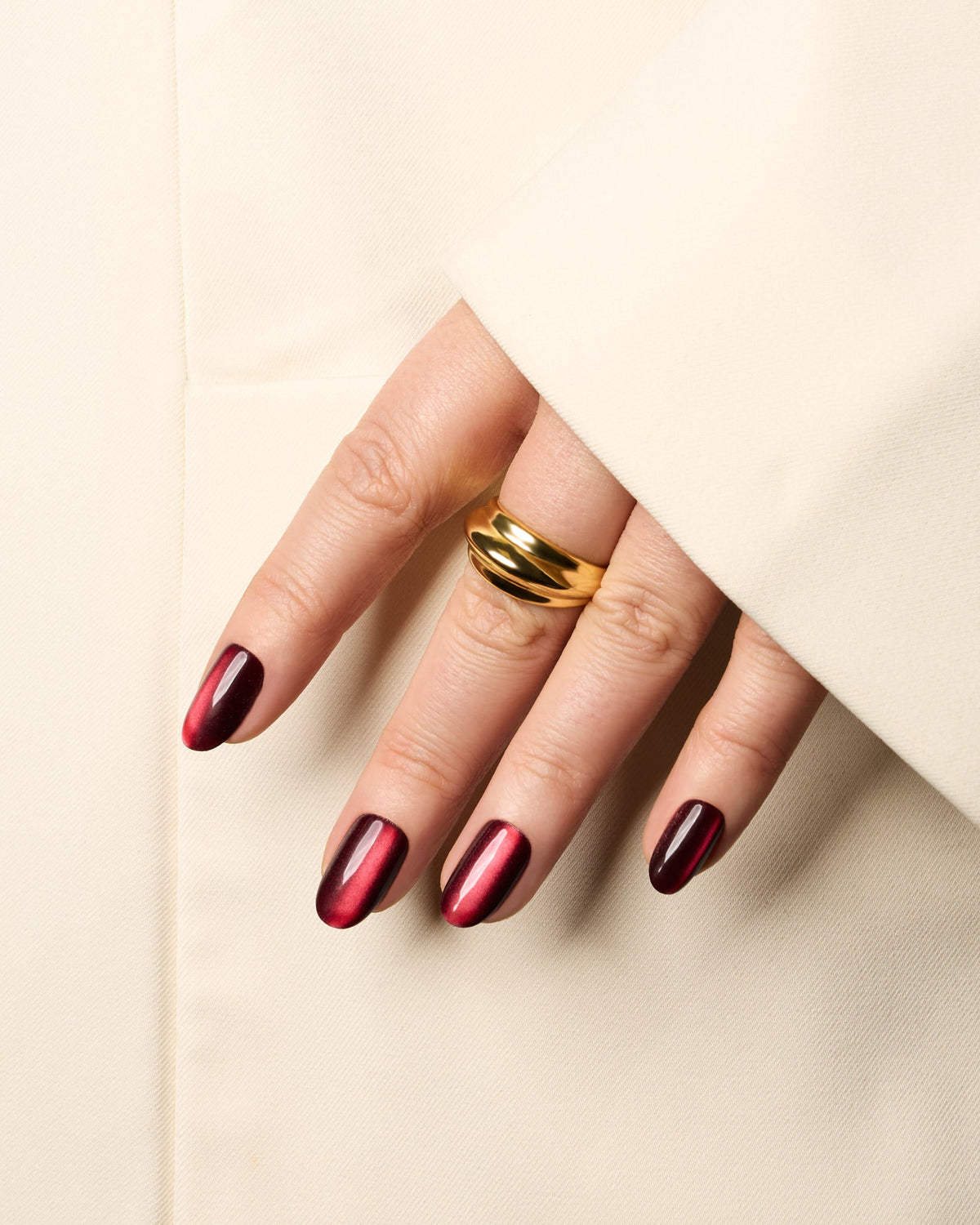 Wine & Dine Cat Eye